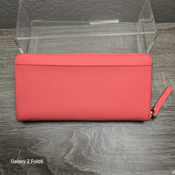 Kate Spade New York Pink Leather Pineapple Wallet Zip‎ Around Long Continental - Picture 2 of 10